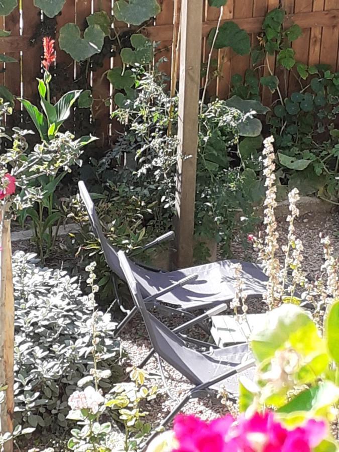 Chambre En Rez De Jardin Gland Exterior photo